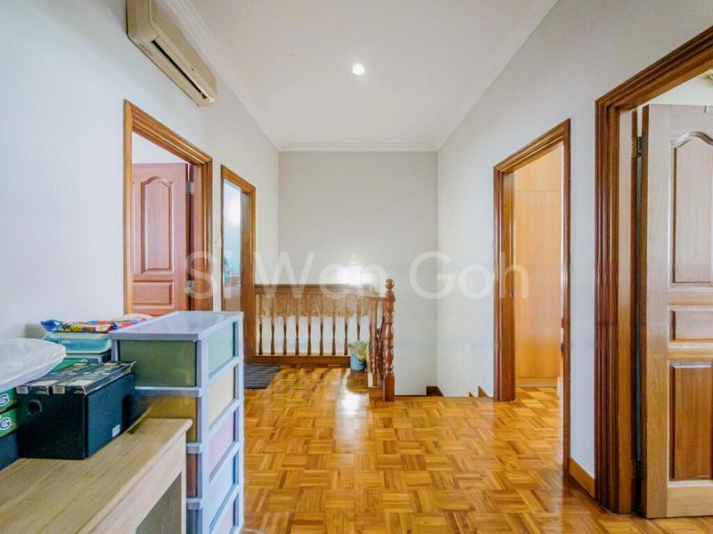 4 Bed Terraced House (Landed) for Sale in  Bedok Ria - Image 6